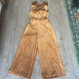 NWT!! Lulu’s Orange Cropped Jumpsuit